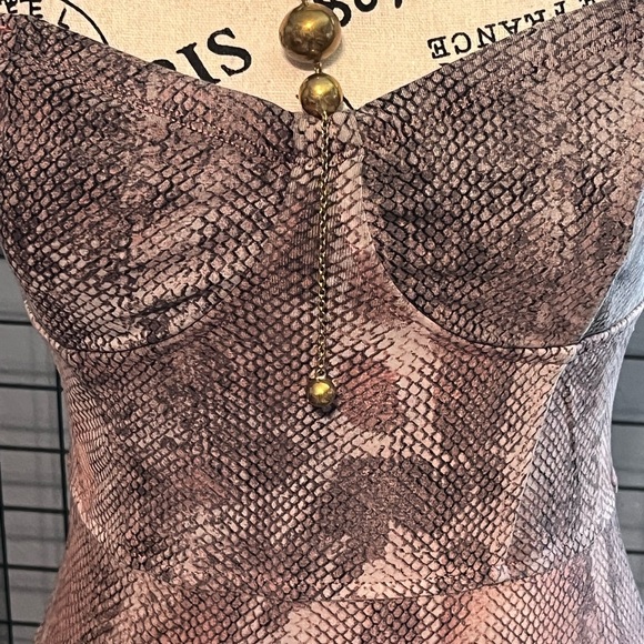 TALULAH Pink and Gray Patterned Mini Dress - Picture 3 of 9